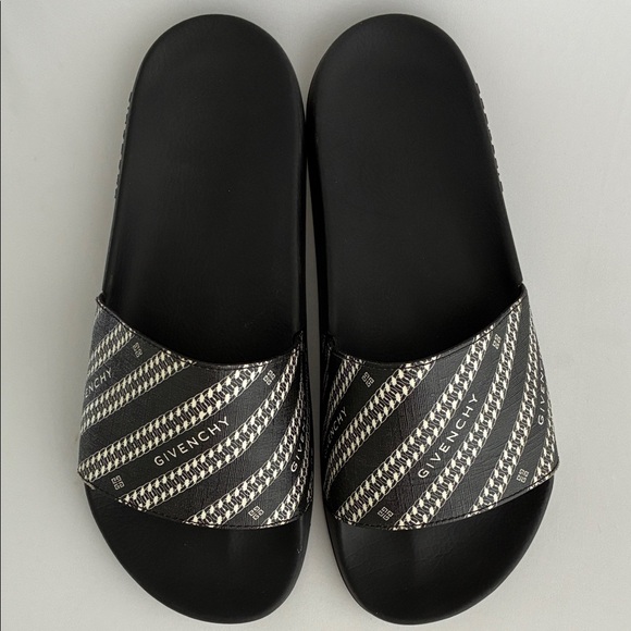 Givenchy Black & White Patterned Logo Slide Sandals